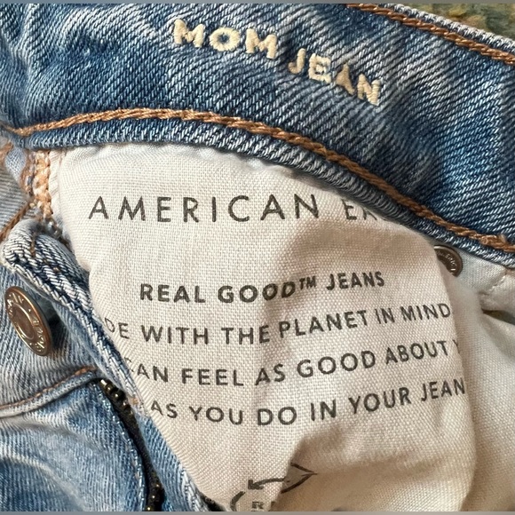 American Eagle Mom Jeans Size 0 Regular - Picture 4 of 4